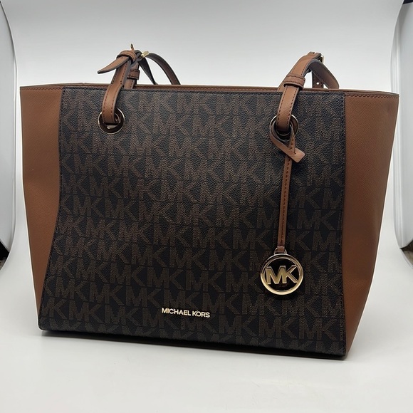 ✨NWT! Michael Kors Medium Walsh Tote in Brown Saffiano Leather. - Picture 3 of 11